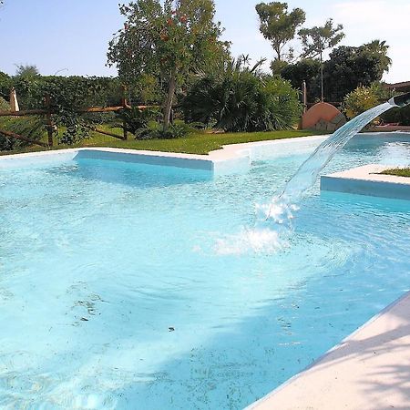 Villaggio Piscina Rei Monte Nai Extérieur photo